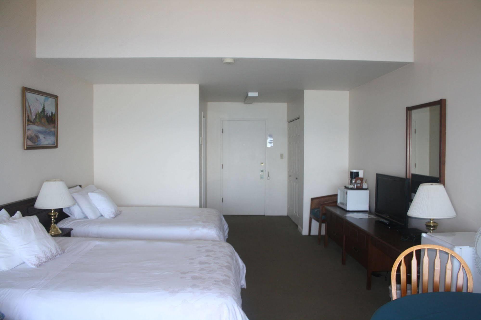 Sand Pebbles Inn 夸利库姆海滩 外观 照片